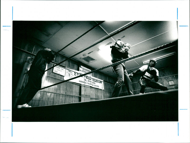 Boxing game - Vintage Photograph