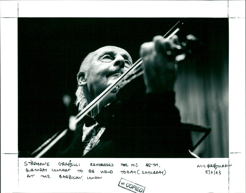 1993 CONCERT - Vintage Photograph