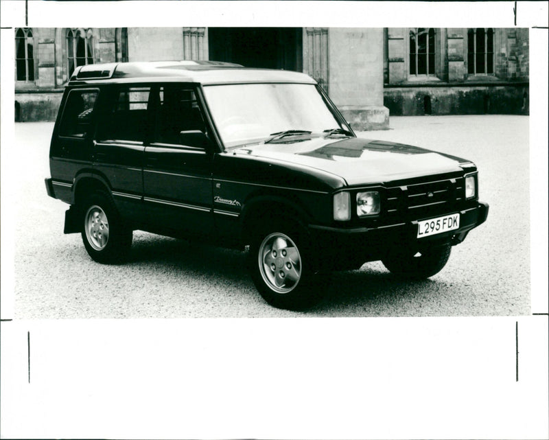 1993 Land Rover Discovery - Vintage Photograph