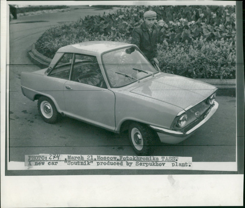 1963 SPUTNIK CAR - Vintage Photograph