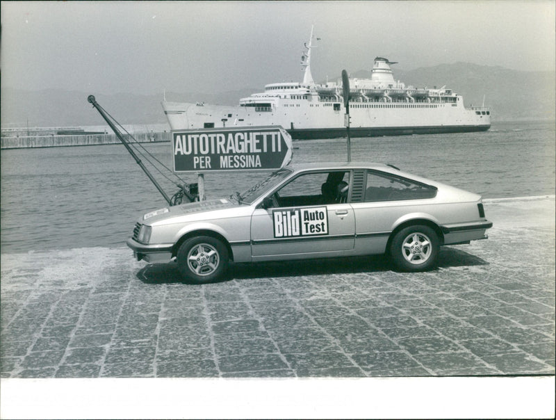 Opel. - Vintage Photograph