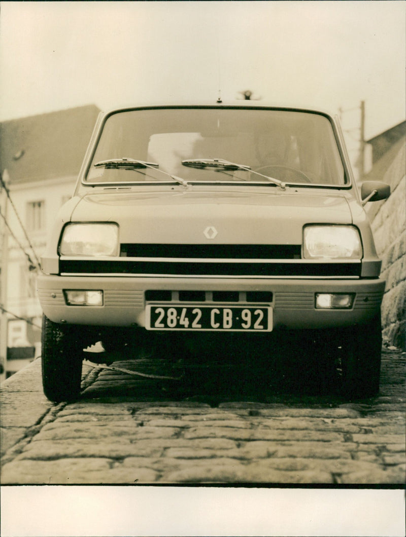 Renault - Vintage Photograph