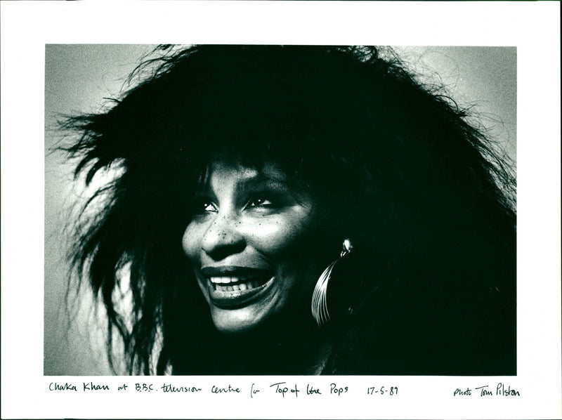 1989 MUSICIAN TELEVISION - Vintage Photograph