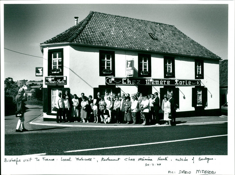 LAMBETH CONFERENCE - HARLE, FRANCE, VISIT, OUTSIDE - Vintage Photograph