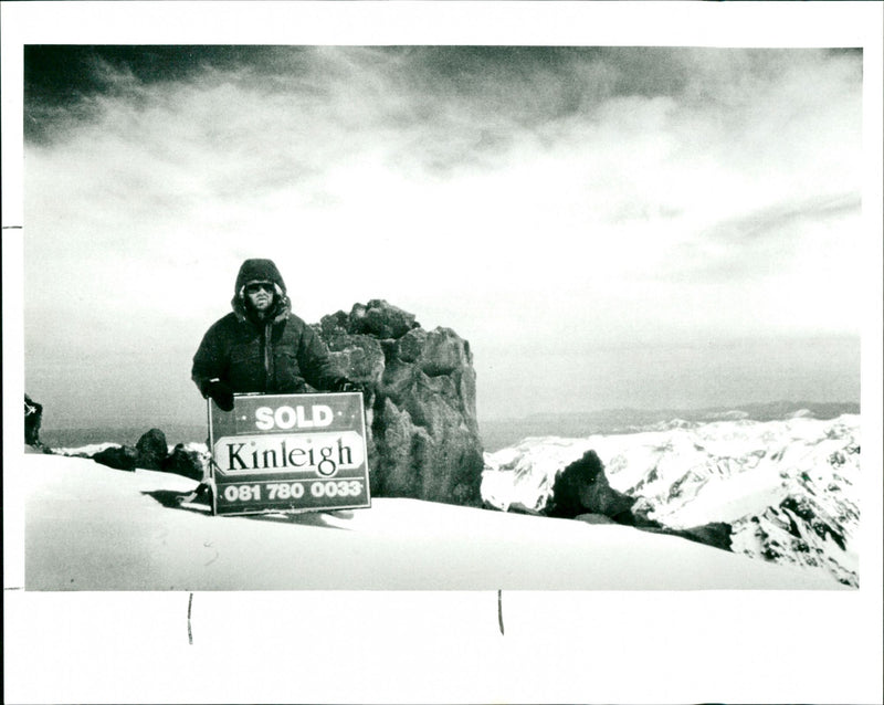 Kinleigh, Tuesday, 24th November - Vintage Photograph