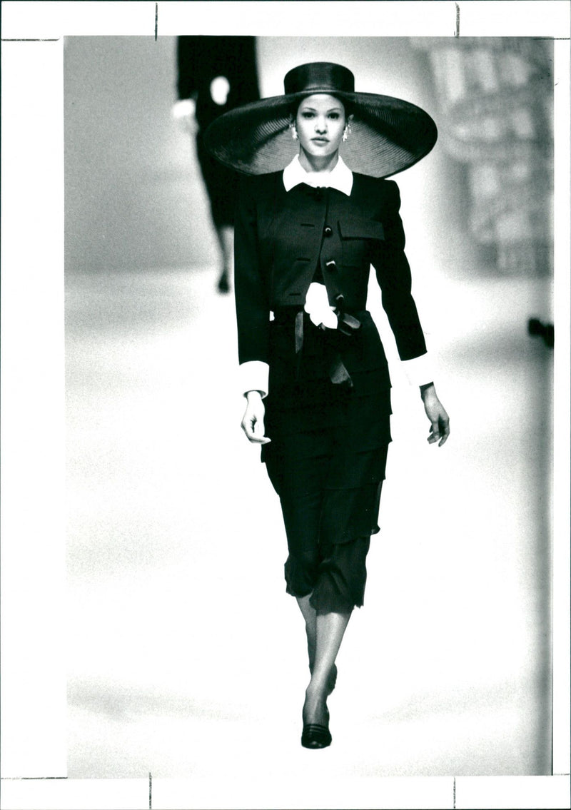 Oscar de la Renta - Vintage Photograph