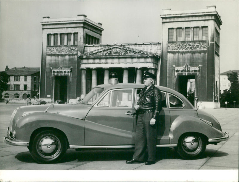 BMW V8 - Vintage Photograph