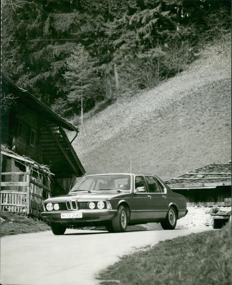 BMW 7-Series - Vintage Photograph