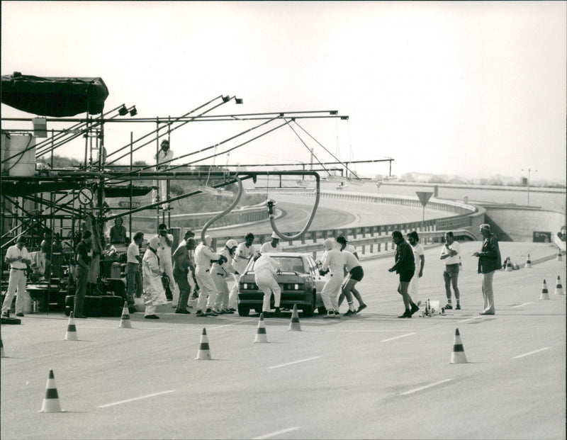 Mercedes Benz 190E 2.3-16 - Vintage Photograph