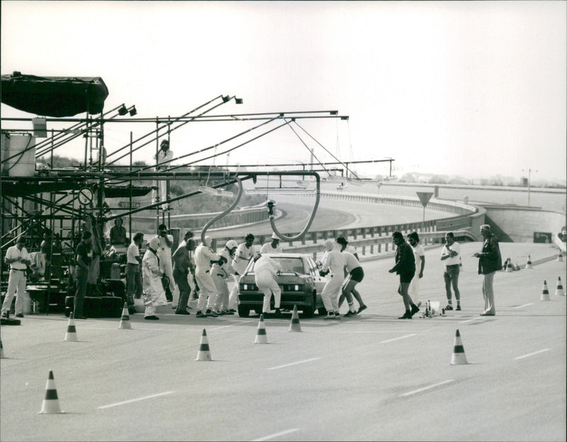 Mercedes Benz 190E 2.3-16 - Vintage Photograph