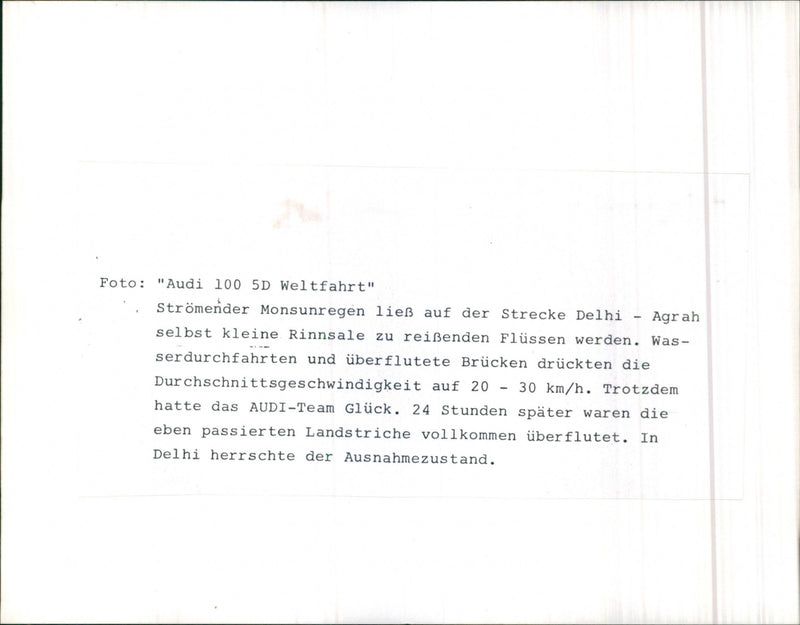 Audi 100 5D Welfahrt - Vintage Photograph