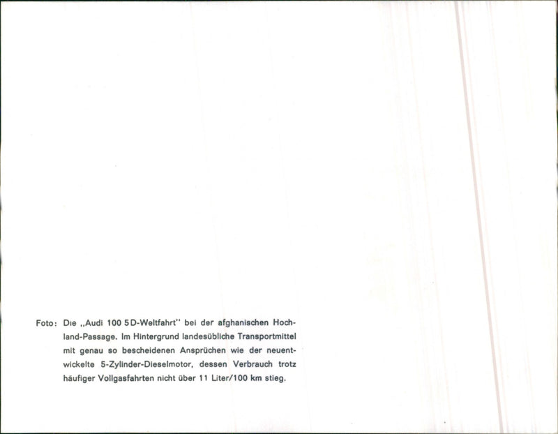 Audi 100 5D Weltfahrt - Vintage Photograph