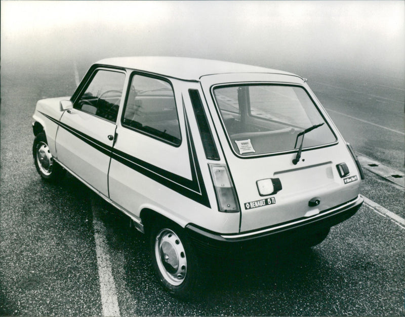 Special Renault 5 Silver Star - Vintage Photograph