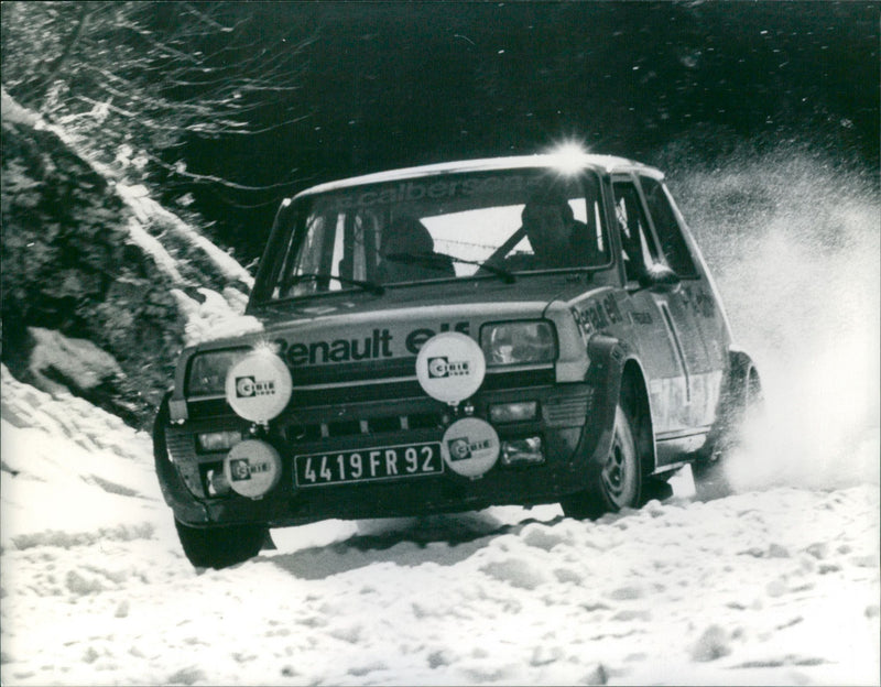 Renault 5 Alpine - Vintage Photograph