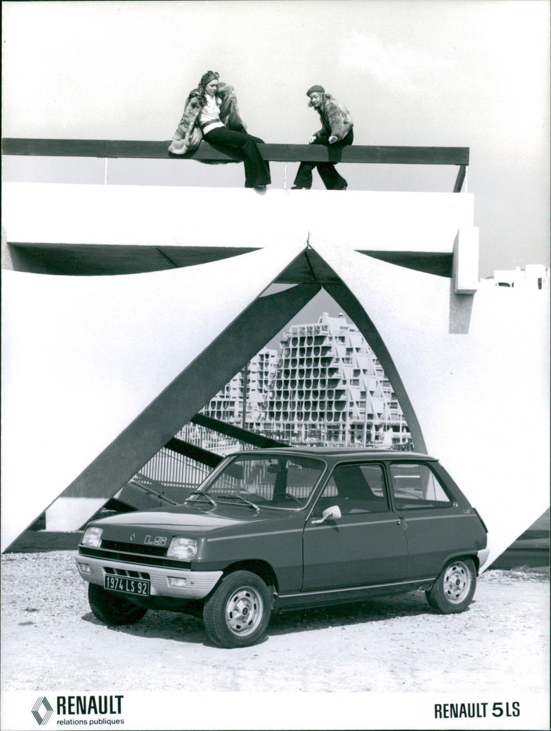 Renault 5 LS - Vintage Photograph