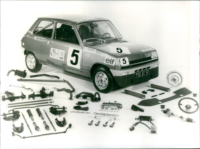 Renault 5 LS 1975 - Vintage Photograph