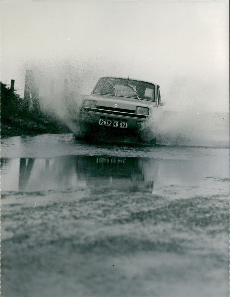 Renault - Vintage Photograph