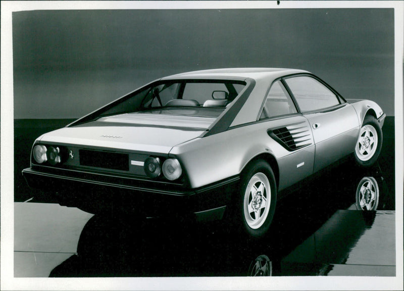 Ferrari Mondial 8 - Vintage Photograph