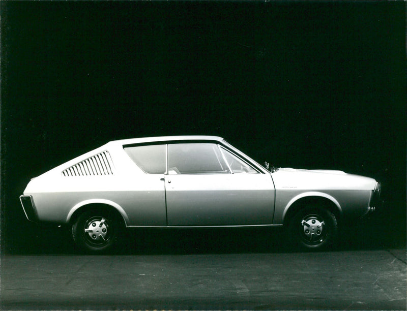 Renault 17 - Vintage Photograph