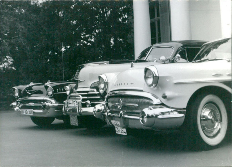 Buick IG G015 - Vintage Photograph