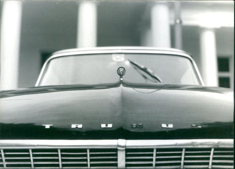 Buick IG G016 - Vintage Photograph