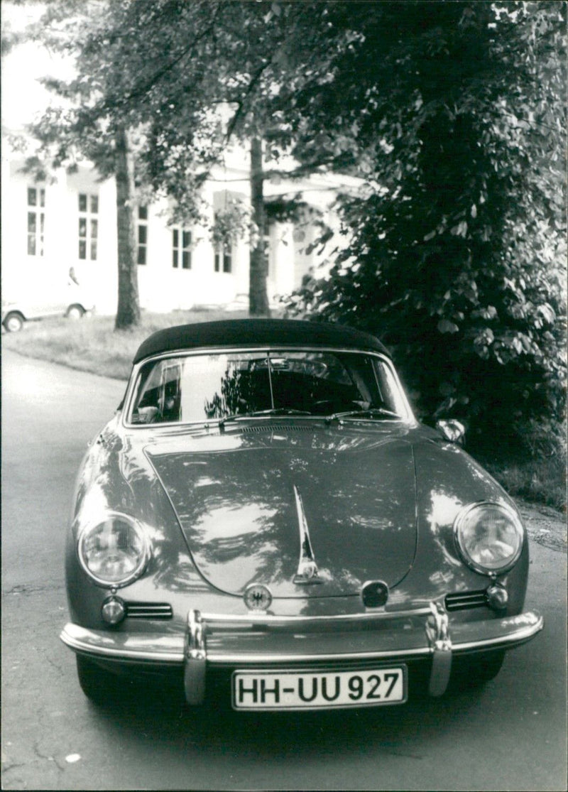 Buick IG G016 - Vintage Photograph