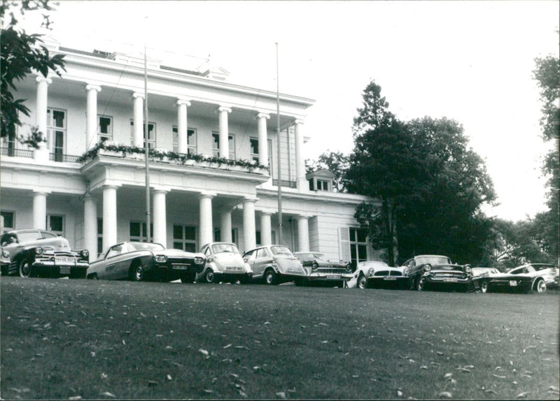 Buick IG G016 - Vintage Photograph