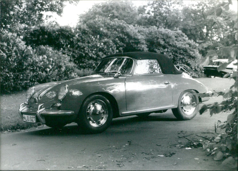 Buick IG G016 - Vintage Photograph