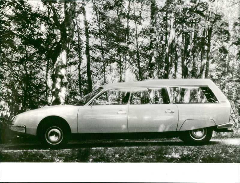 Citroën CX Break - Vintage Photograph