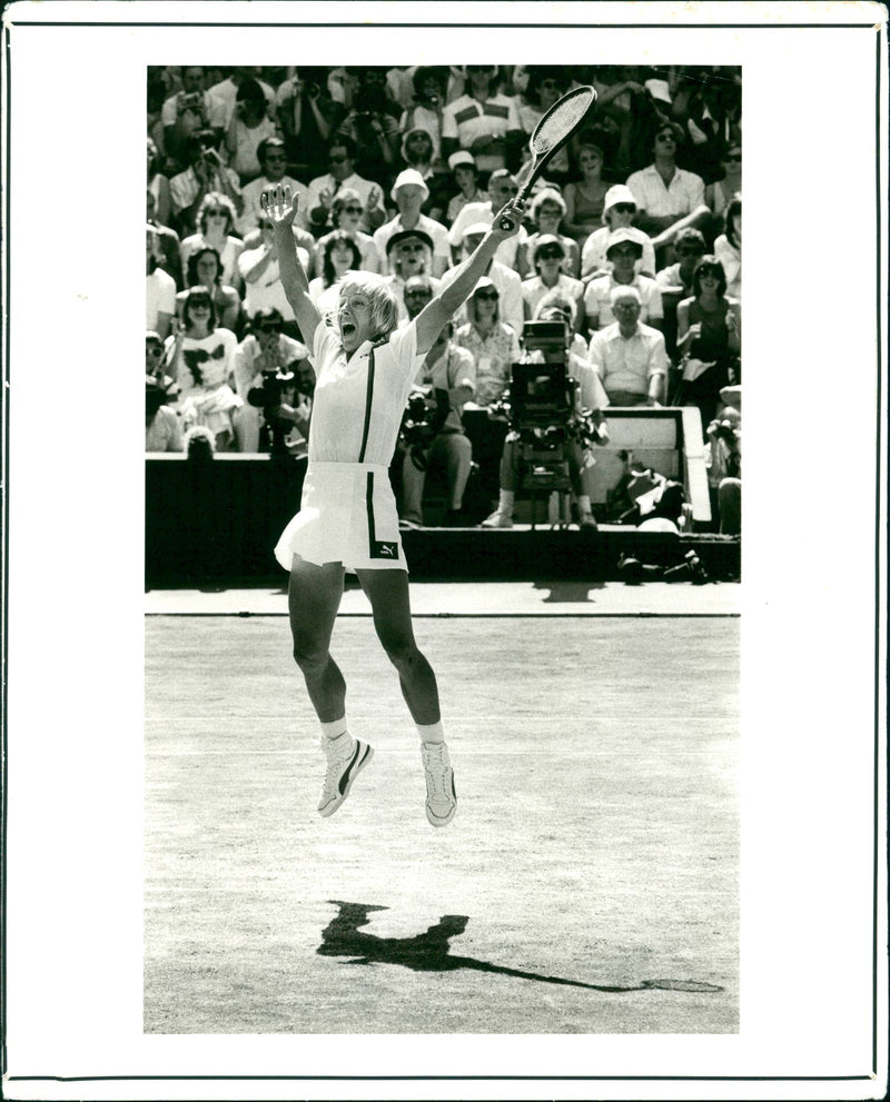 Martina Navratilova - Vintage Photograph