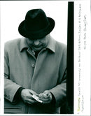 1995 PUBLISHED QUEEN ELIZABETH - Vintage Photograph