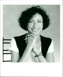 Linda Kelsey. - Vintage Photograph