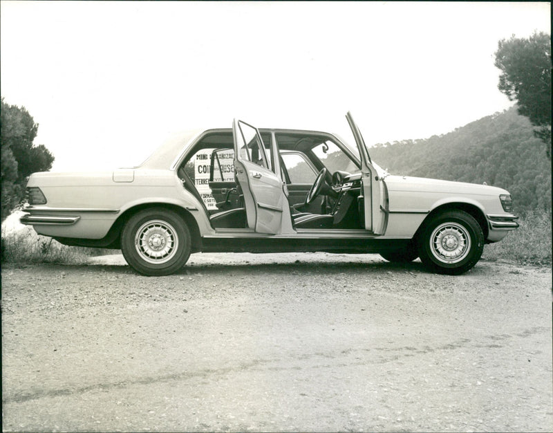 Mercedes Benz 280 SE - Vintage Photograph