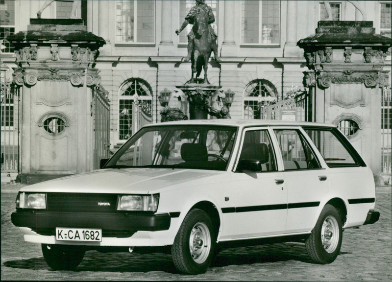 Toyota Carina '82 - Vintage Photograph