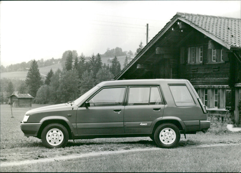 Toyota Tercel Allrad - Vintage Photograph