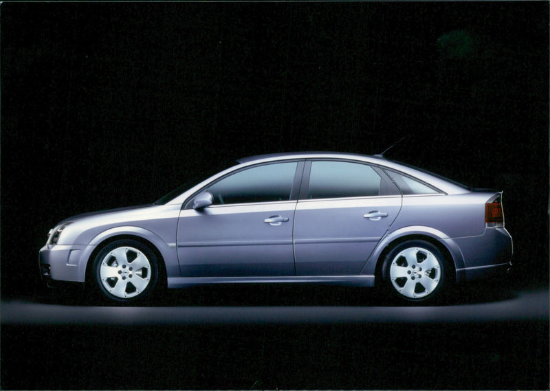 Opel Vectra GTS - Vintage Photograph