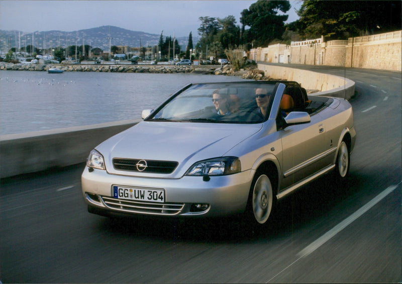 Opel Astra Cabrio - Vintage Photograph