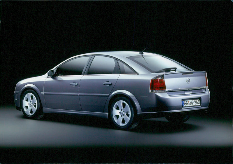 Opel Vectra GTS - Vintage Photograph