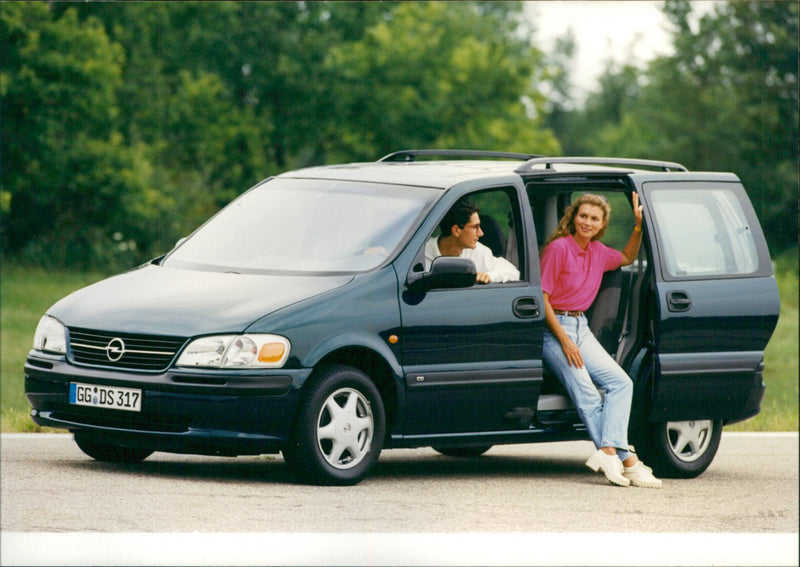 Opel Sintra - Vintage Photograph
