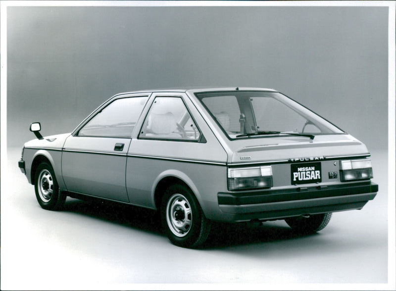 Datsun Cherry / Pulsar - Vintage Photograph
