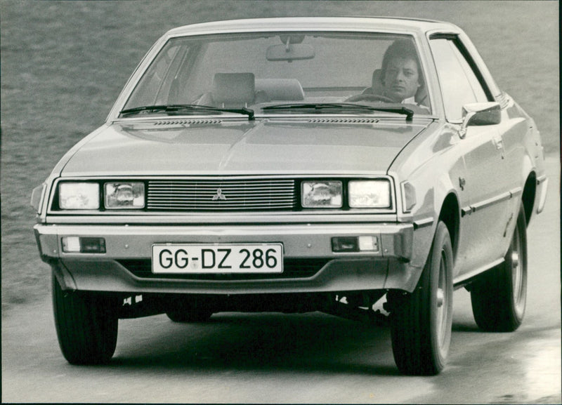 Mitsubishi Galant Sapporo - Vintage Photograph