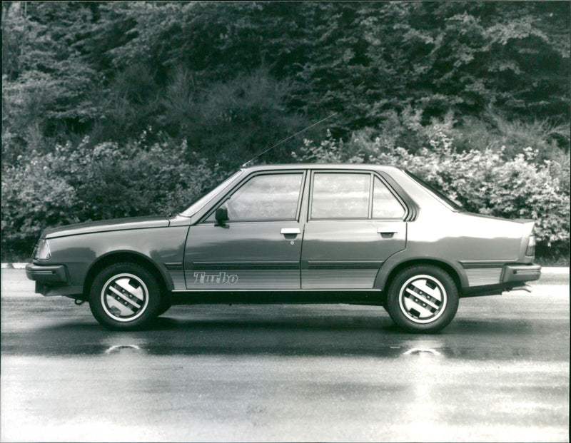 Renault 18 Turbo - Vintage Photograph