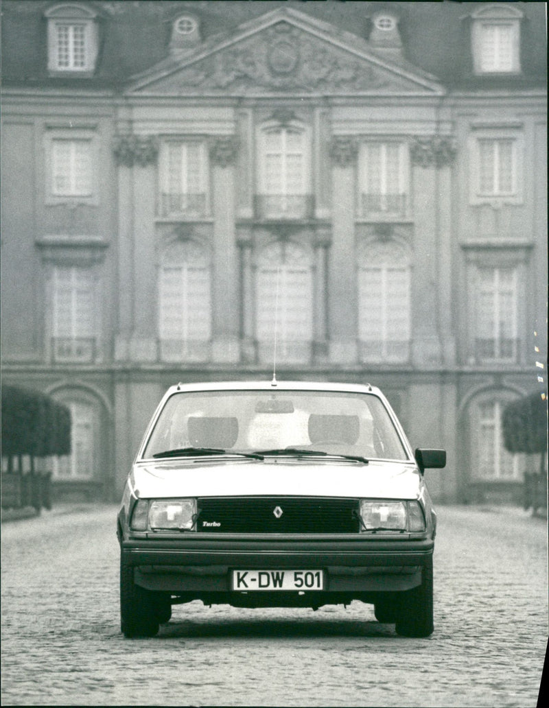 Renault 18 Turbo - Vintage Photograph