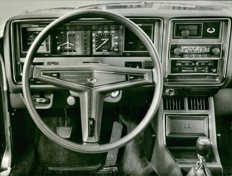 Datsun 200 L Limousine, Cockpit - Vintage Photograph