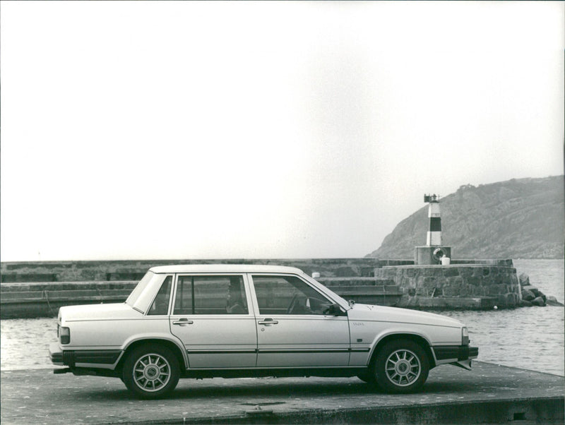 Volvo 760 Turbo, Model 84 - Vintage Photograph