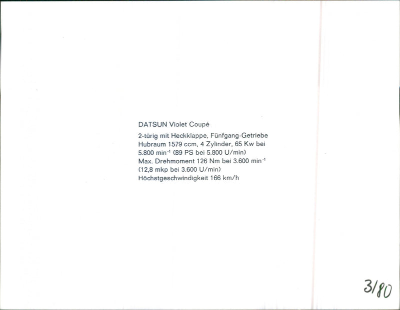 Datsun  Violet Coupé - Vintage Photograph