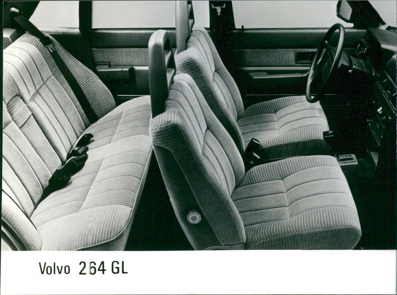 Volvo 264 GL - Vintage Photograph