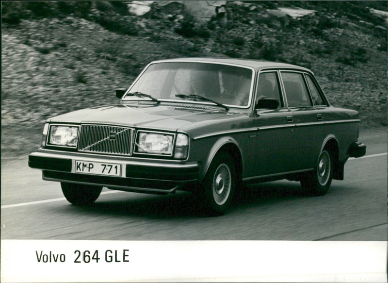 Volvo 264 GLE - Vintage Photograph