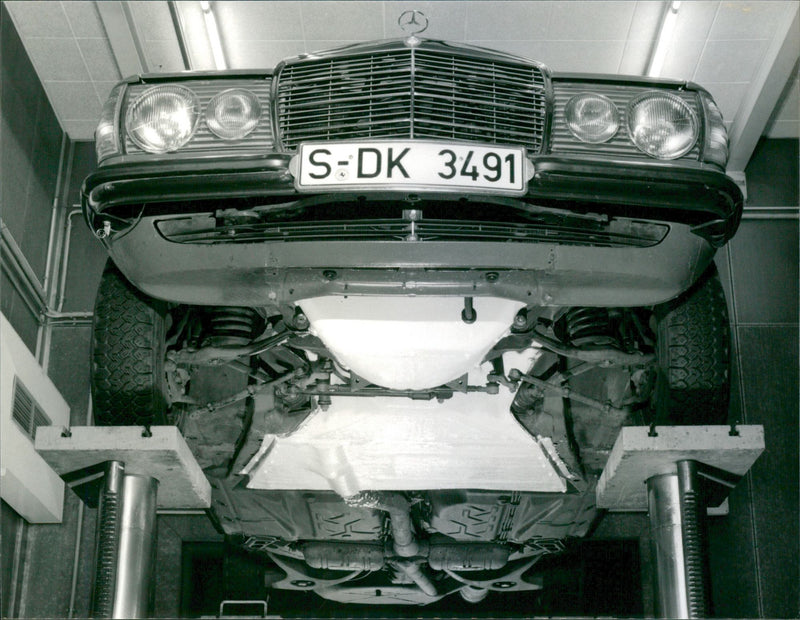 Mercedes-Benz 240 D - Vintage Photograph