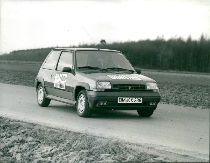 Renault - Vintage Photograph